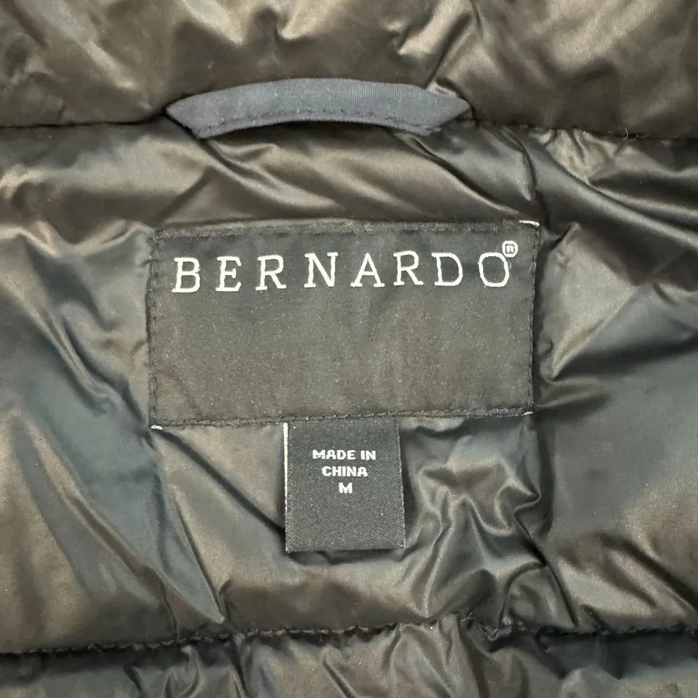 Bernardo Hooded Insulated Parka in Navy Blue - Women's size Medium - Picture 6 of 11
